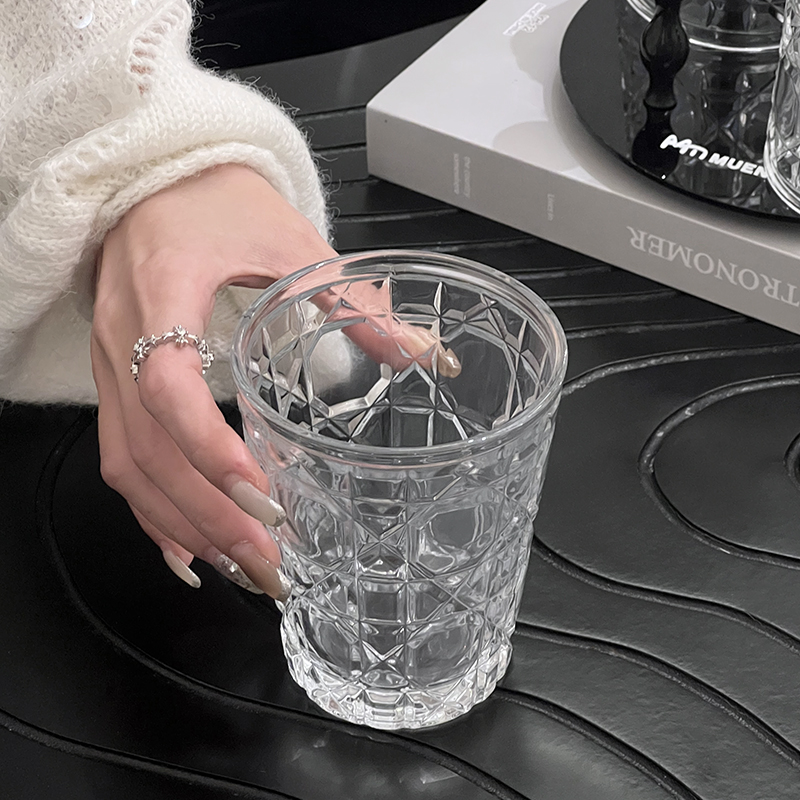 خمر الماس منقوشة ، زجاج النبيذ - مراجعة Espresso Shot Glass وسعره