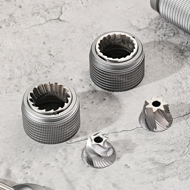 مطاحن قهوة يدوية متعددة الوظائ - مراجعة Coffee Equipment Stores وسعره